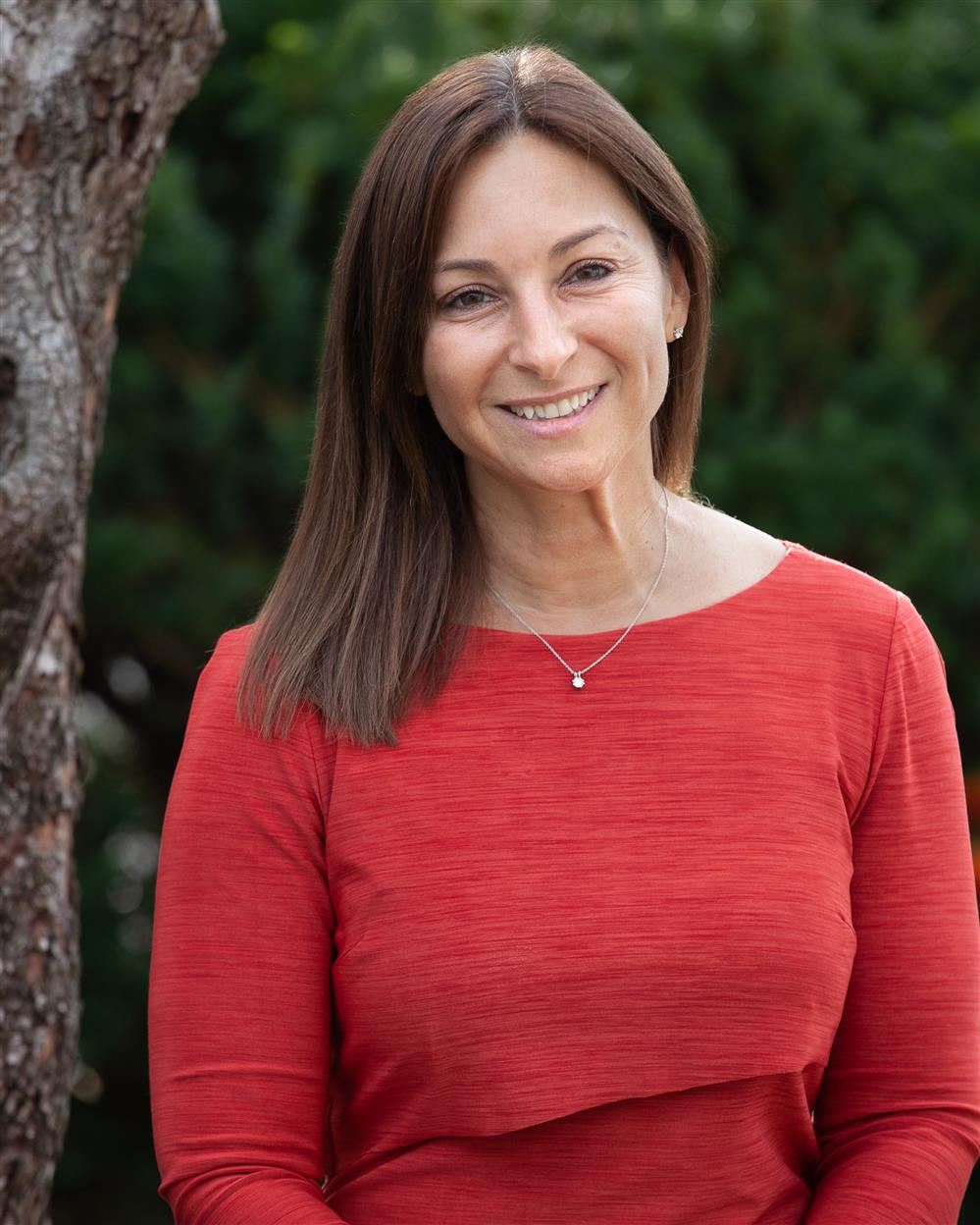 Dr. Stephanie Bell